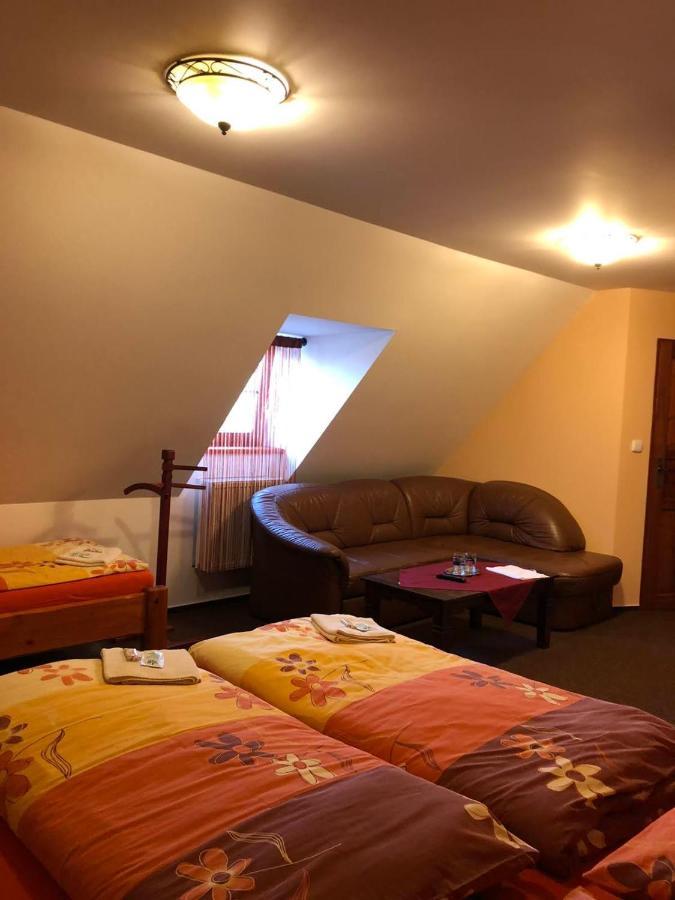 Penzion Kelt Hotel Zátor Eksteriør billede